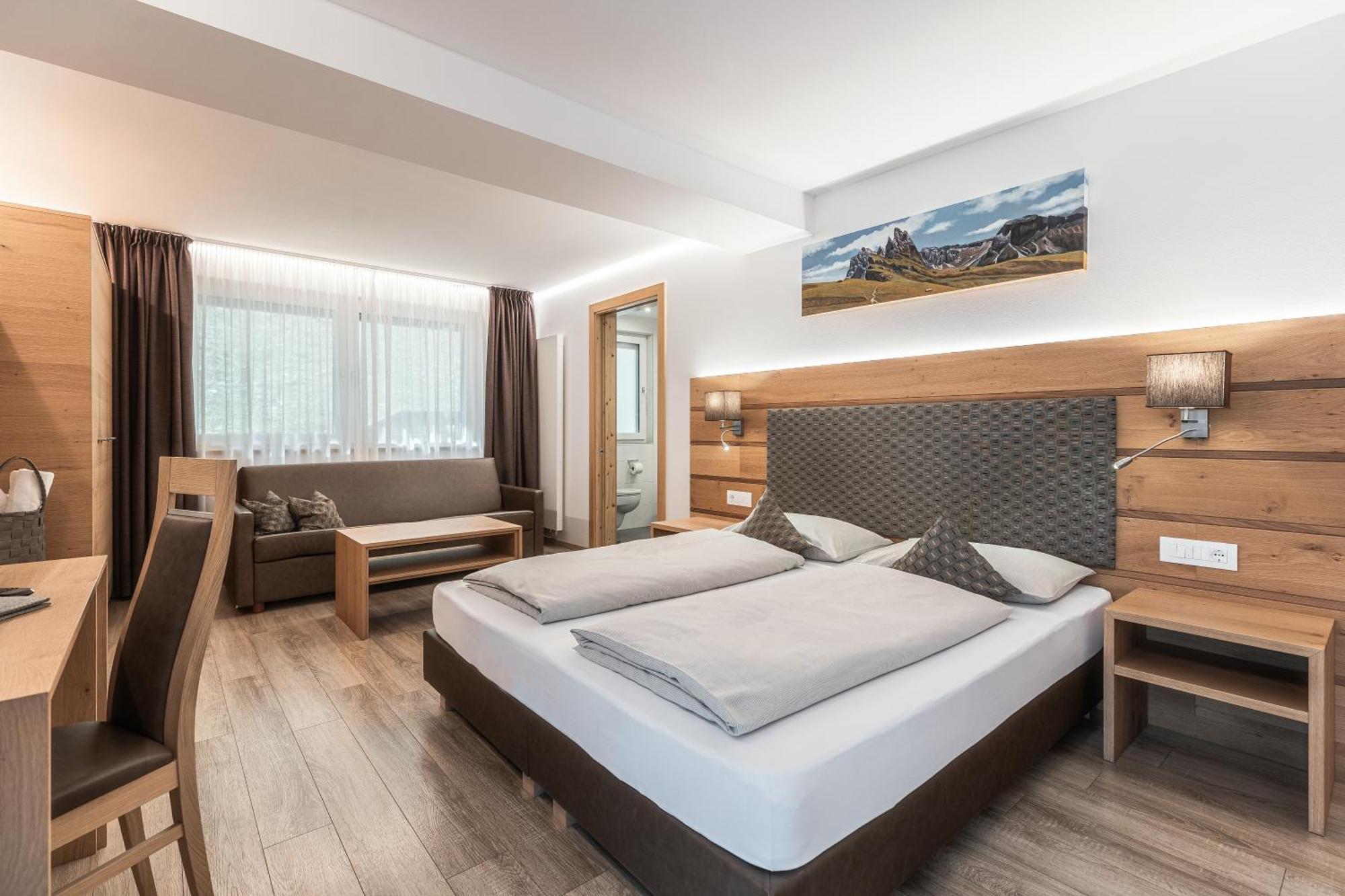 סלבה די ואל גרדנה Hotel La Pineta מראה חיצוני תמונה