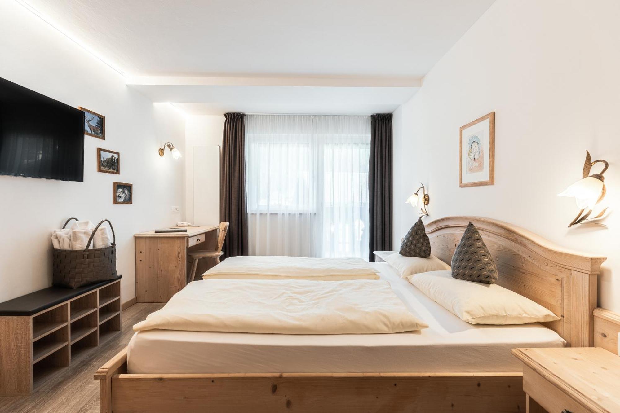 סלבה די ואל גרדנה Hotel La Pineta חדר תמונה